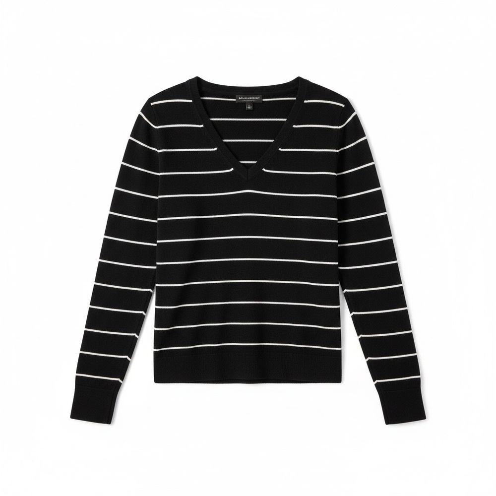 DO NOT BUY! SOLD 100% Merino Wool V-neck Sweater Black w/white stripes Medium